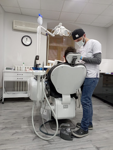 Dt. Ali Rıza Birinci, Diş Hekimi