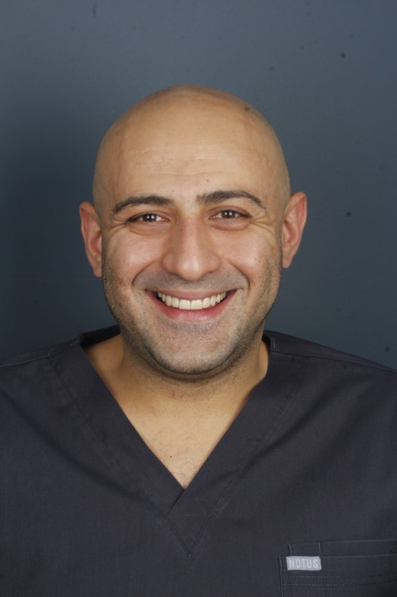 Uzm. Dt. Alperen Kamiloğlu, TRABZON, ORTAHİSAR, Diş Hekimi