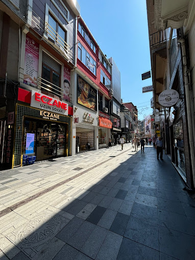 Uzun Sokak Eczanesi, ORTAHİSAR TRABZON